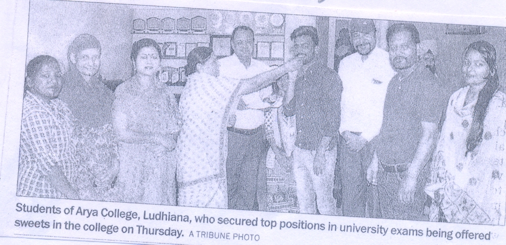 Students of Arya college secured top positions in university